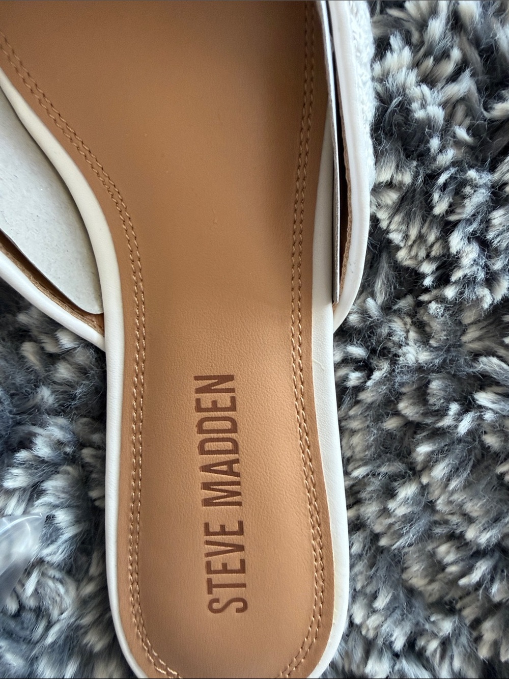 Steve Madden Cream Woven Mule with Pearl & Gold Buckle - Picture 2 of 3